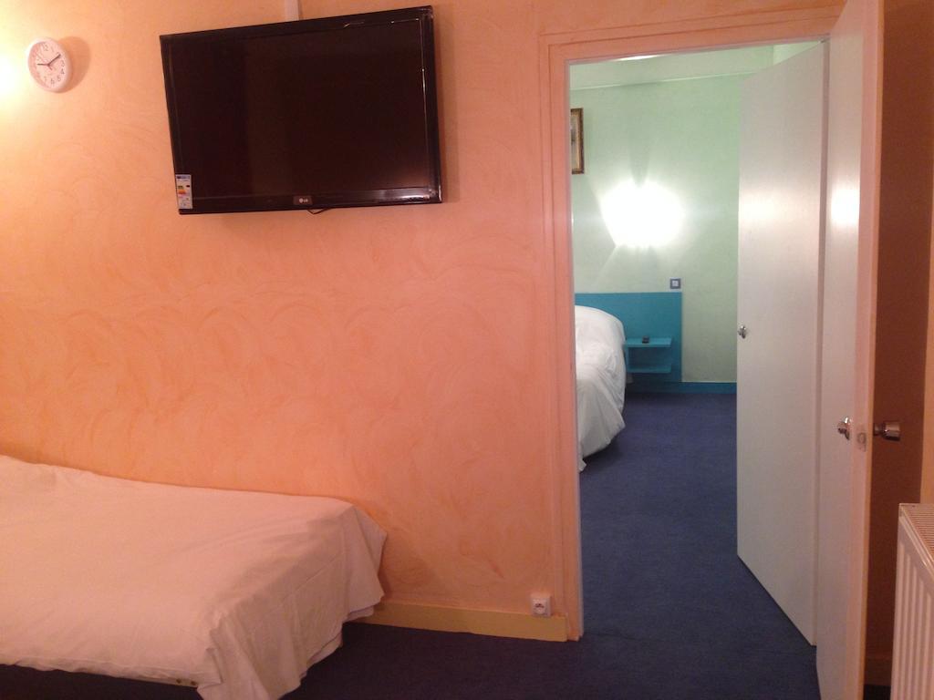 Family Hotel - Site Du Parc Jaunay-Clan Room photo